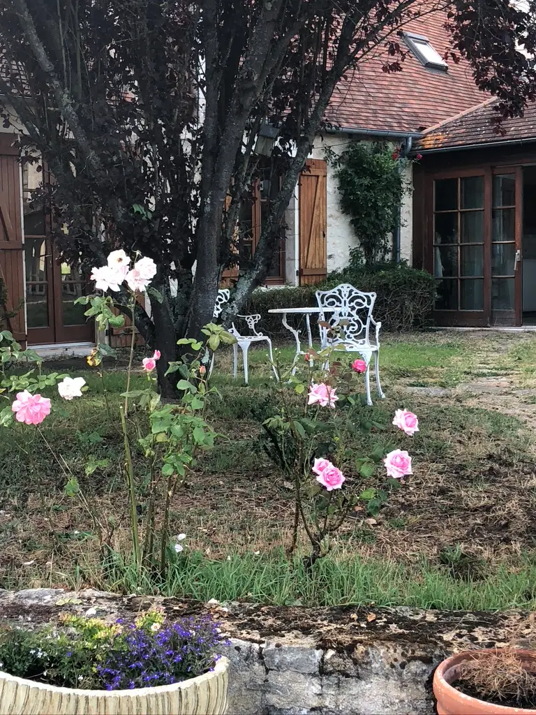 Forge in France - Under the cherry tree