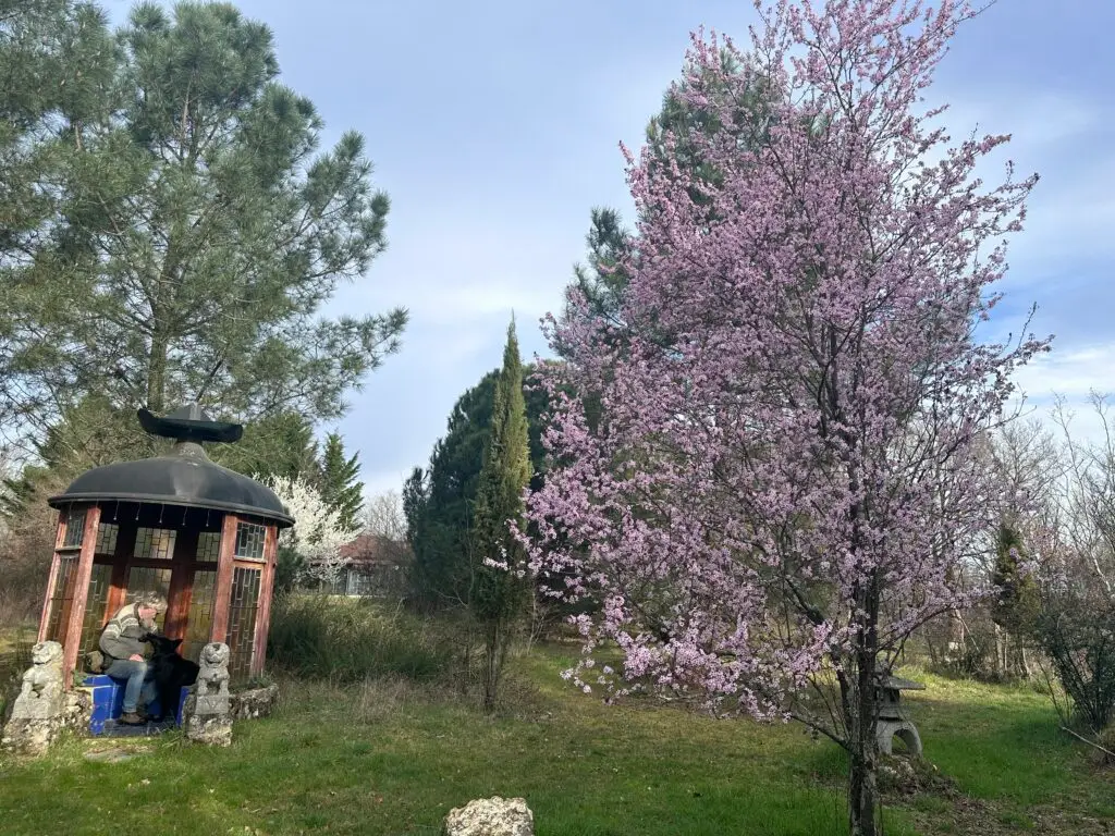 Forge in France - Temple and blossom
