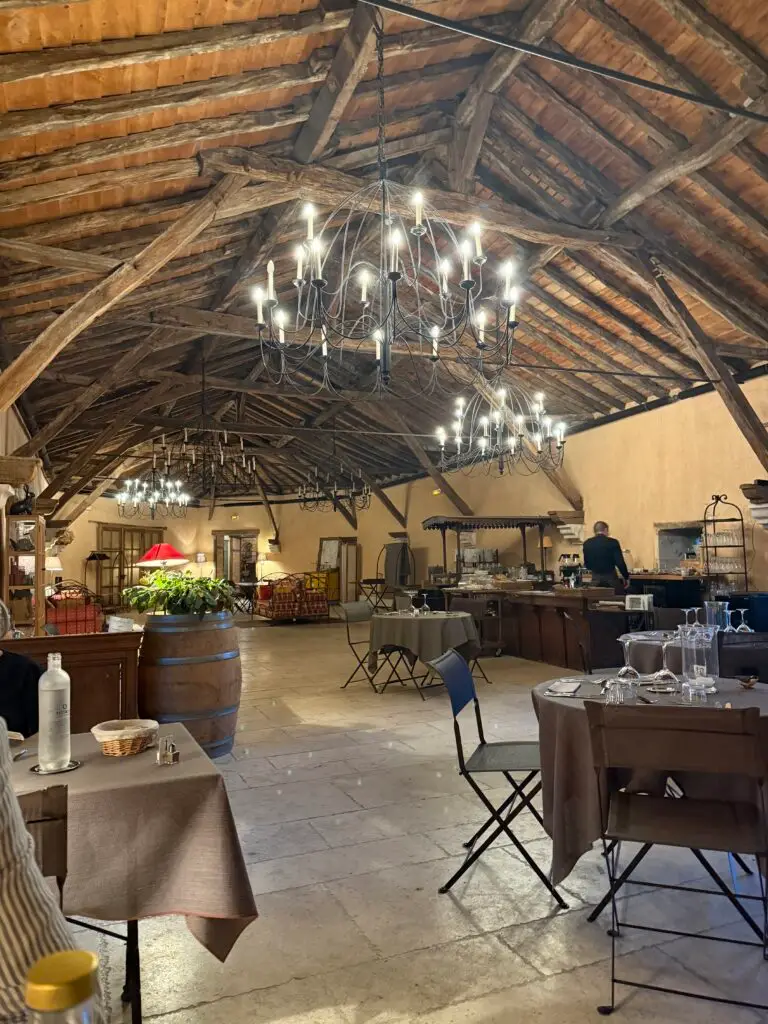 Orangerie Lussac les Château